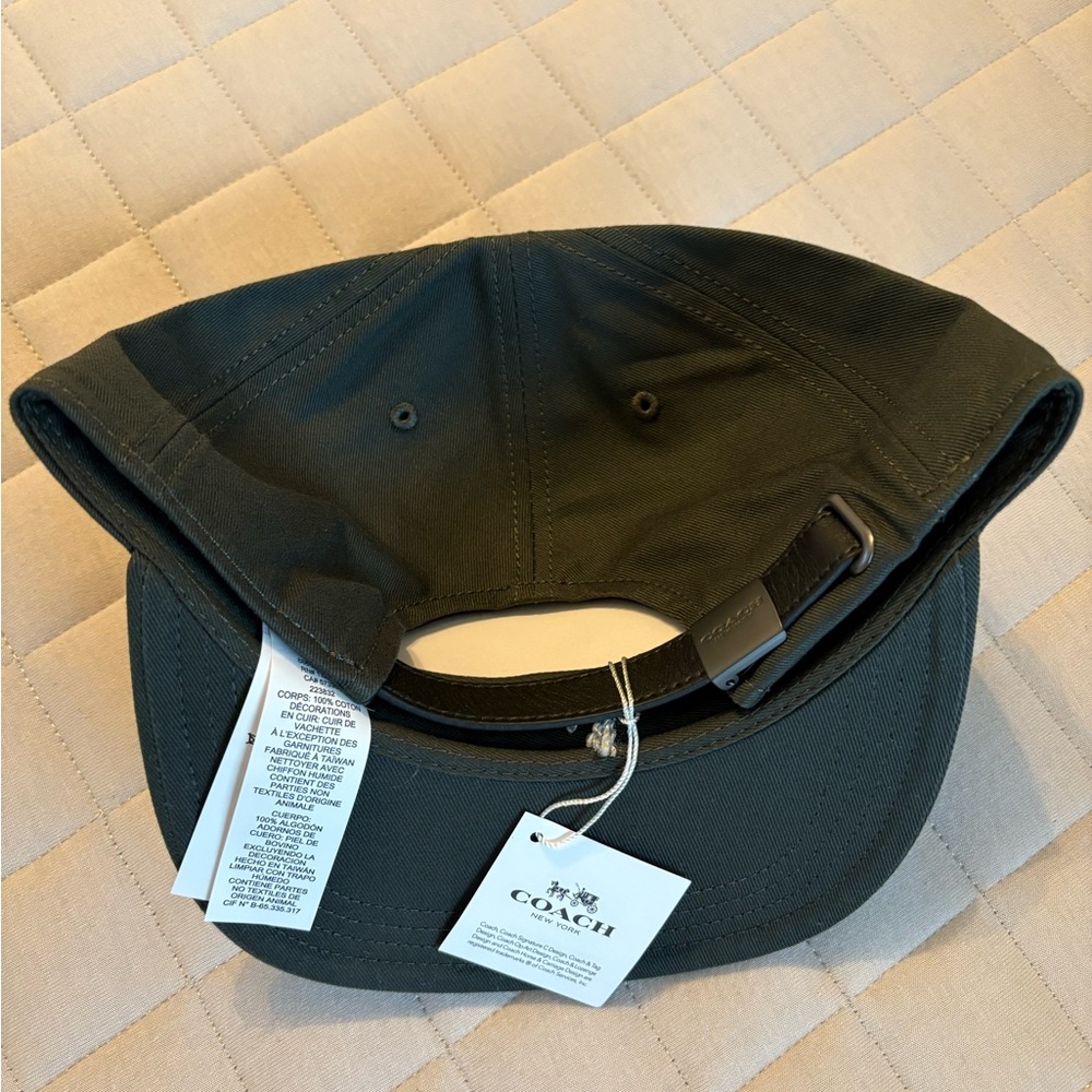 Men’s Coach Flat Brim Hat Baseball Hat - Green with Black Patch - Picture 2 of 3